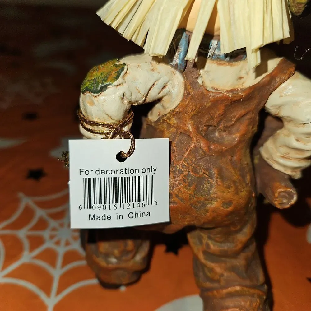 Harvest Time Scarecrow Figurines